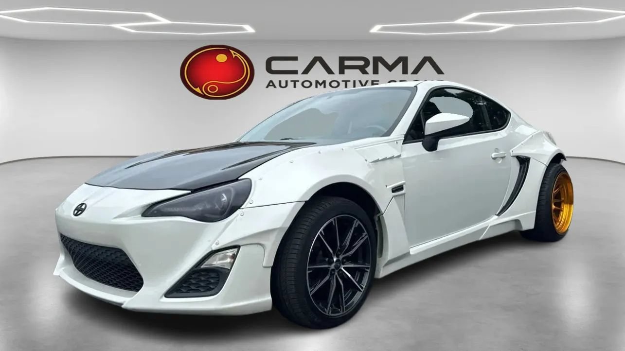 Used 2014 Scion FR-S RWD image 1