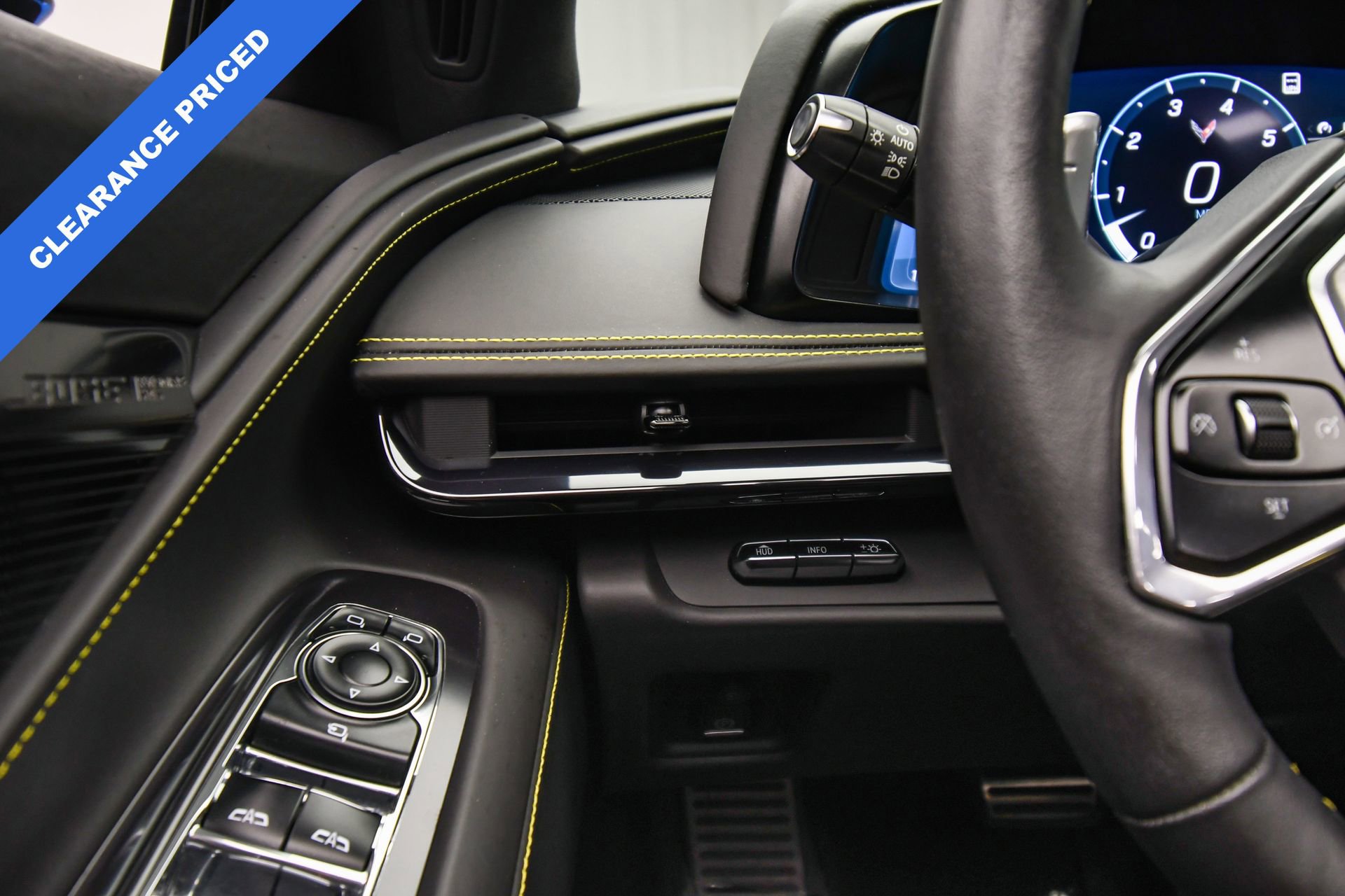 Used 2023 Chevrolet Corvette Stingray Premium Conv w/ Z51 Performance Package image 33