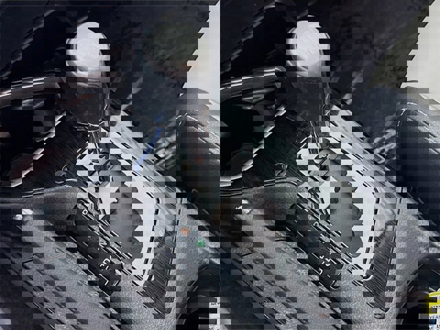 Certified 2018 Toyota RAV4 Limited image 17