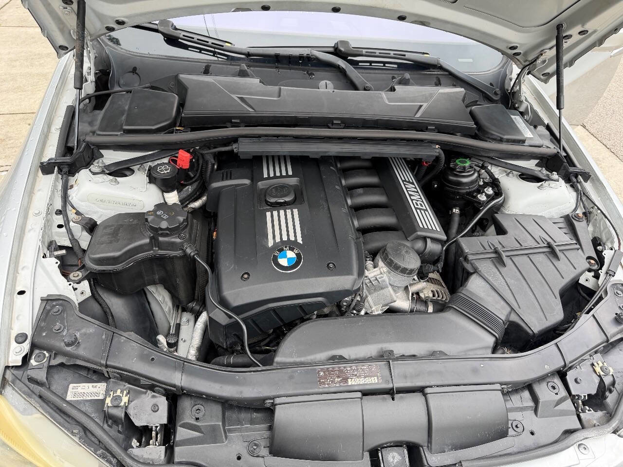 Used 2009 BMW 328i Sedan image 12