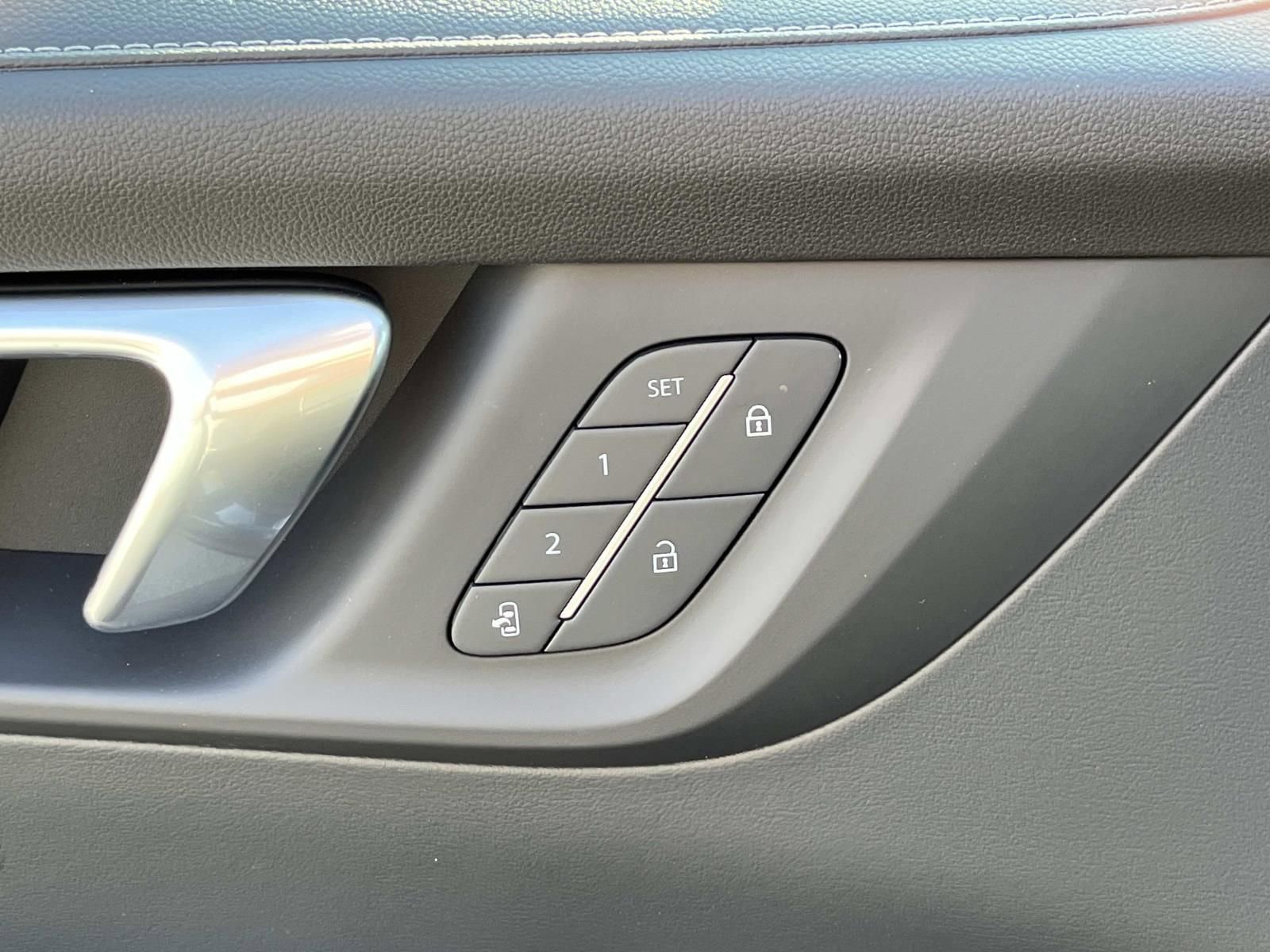 New 2026 Buick Enclave Preferred w/ Power Package AWD/4WD image 25