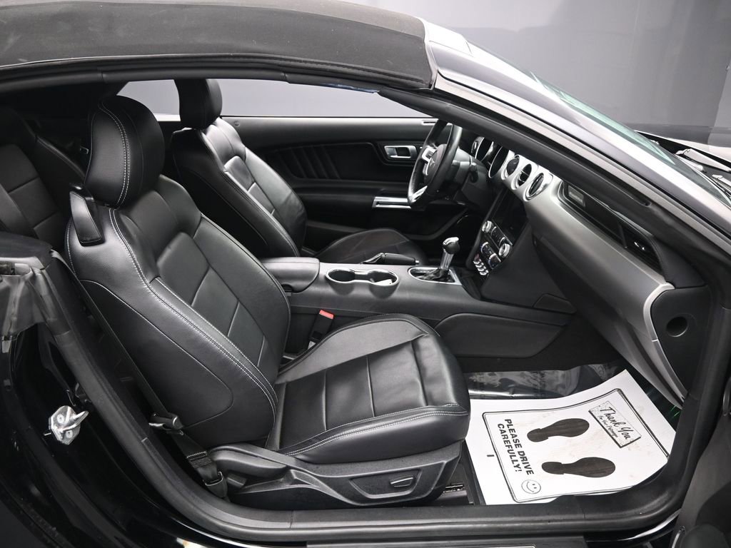 Used 2022 Ford Mustang Premium image 27