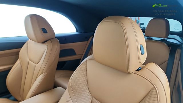 Used 2026 BMW M440i Convertible RWD image 34