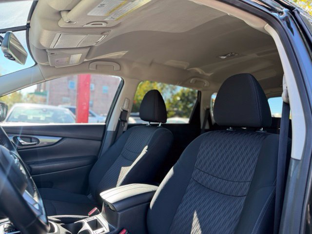 Used 2018 Nissan Rogue SV w/ Premium Package AWD/4WD image 12