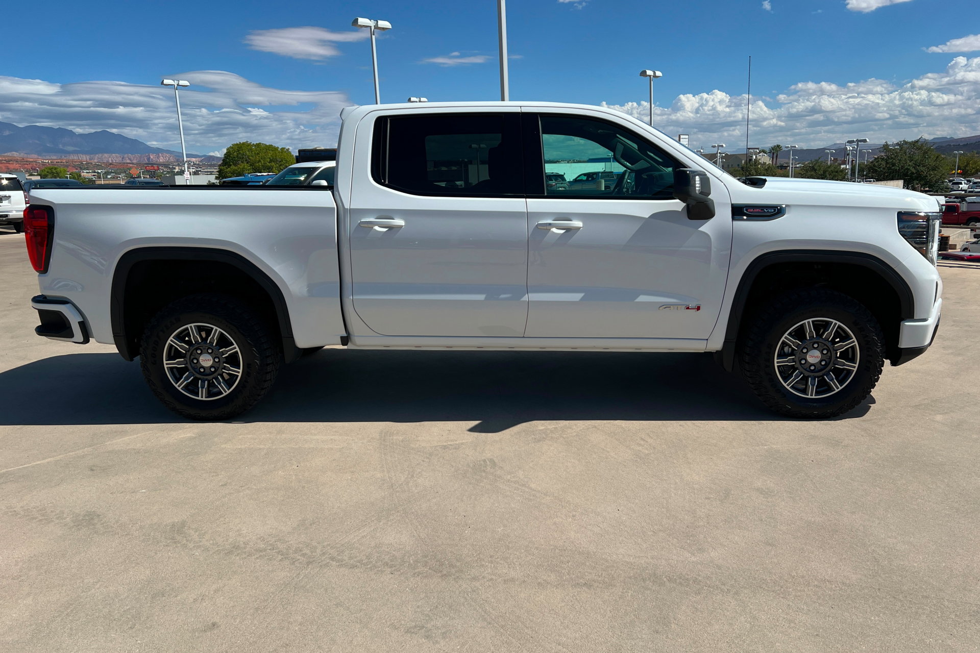 Used 2026 GMC Sierra 1500 AT4 AWD/4WD image 7