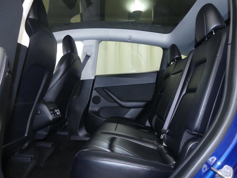 Used 2021 Tesla Model Y Long Range image 22