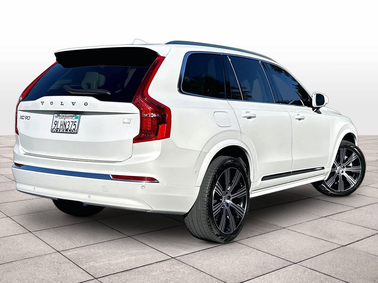 Used 2024 Volvo XC90 T8 Ultimate w/ Protection Package Premier AWD/4WD image 16