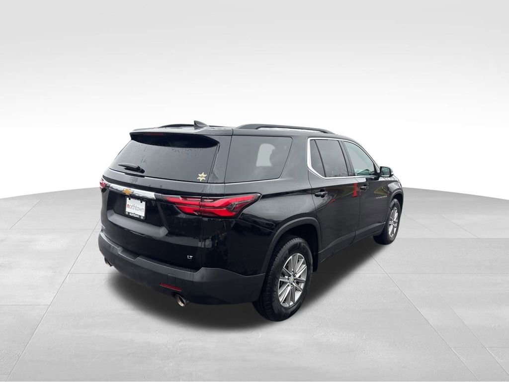 Used 2023 Chevrolet Traverse LT image 7