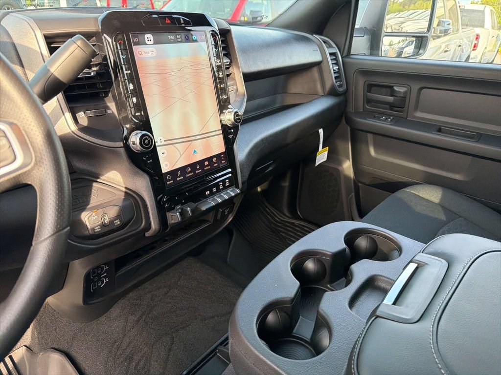 New 2026 RAM 3500 Tradesman AWD/4WD image 31
