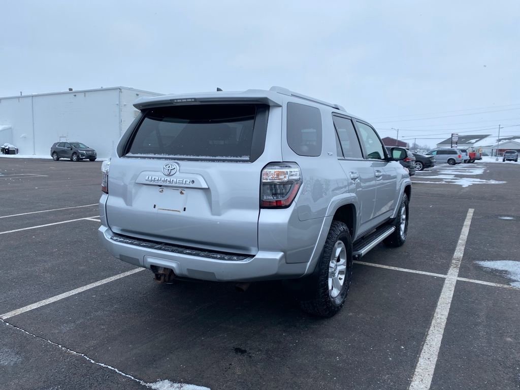 Used 2018 Toyota 4Runner SR5 image 7