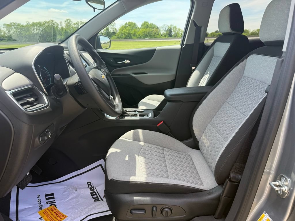 Used 2024 Chevrolet Equinox LS w/ LS Convenience Package FWD image 28