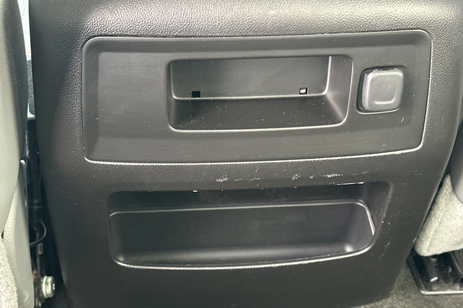 Used 2014 GMC Sierra 1500 SLT w/ SLT Crew Cab Value Package image 39