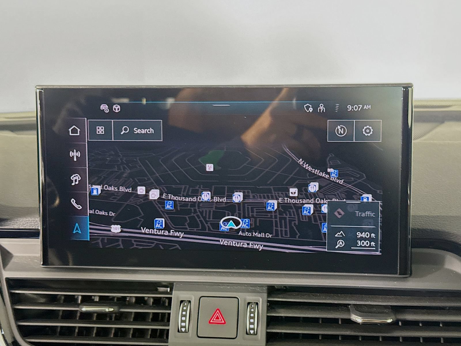 Certified 2024 Audi Q5 e Premium Plus w/ Premium Plus Package AWD/4WD image 13