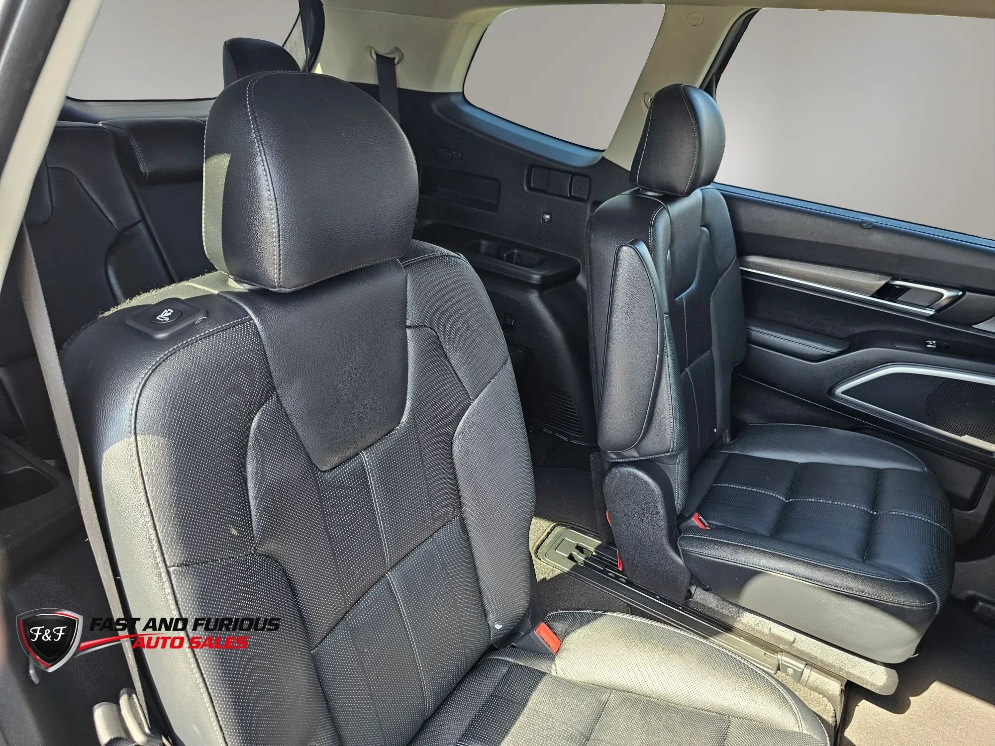 Used 2022 Kia Telluride EX w/ EX Premium Package AWD/4WD image 14