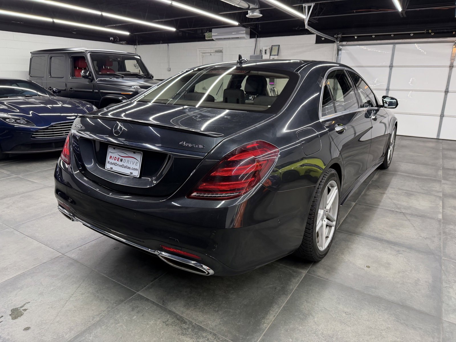 Used 2019 Mercedes-Benz S 560 4MATIC Sedan w/ AMG Line Exterior image 7