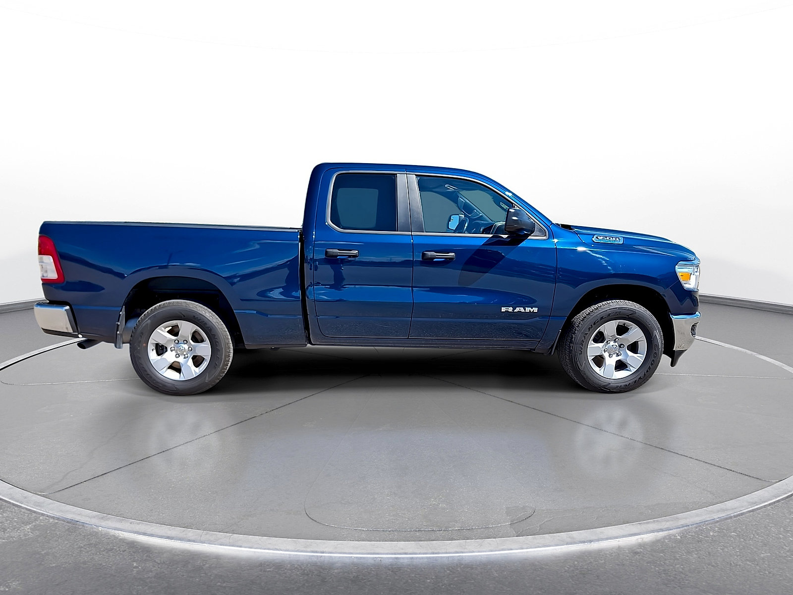 Used 2023 RAM 1500 Big Horn AWD/4WD image 9