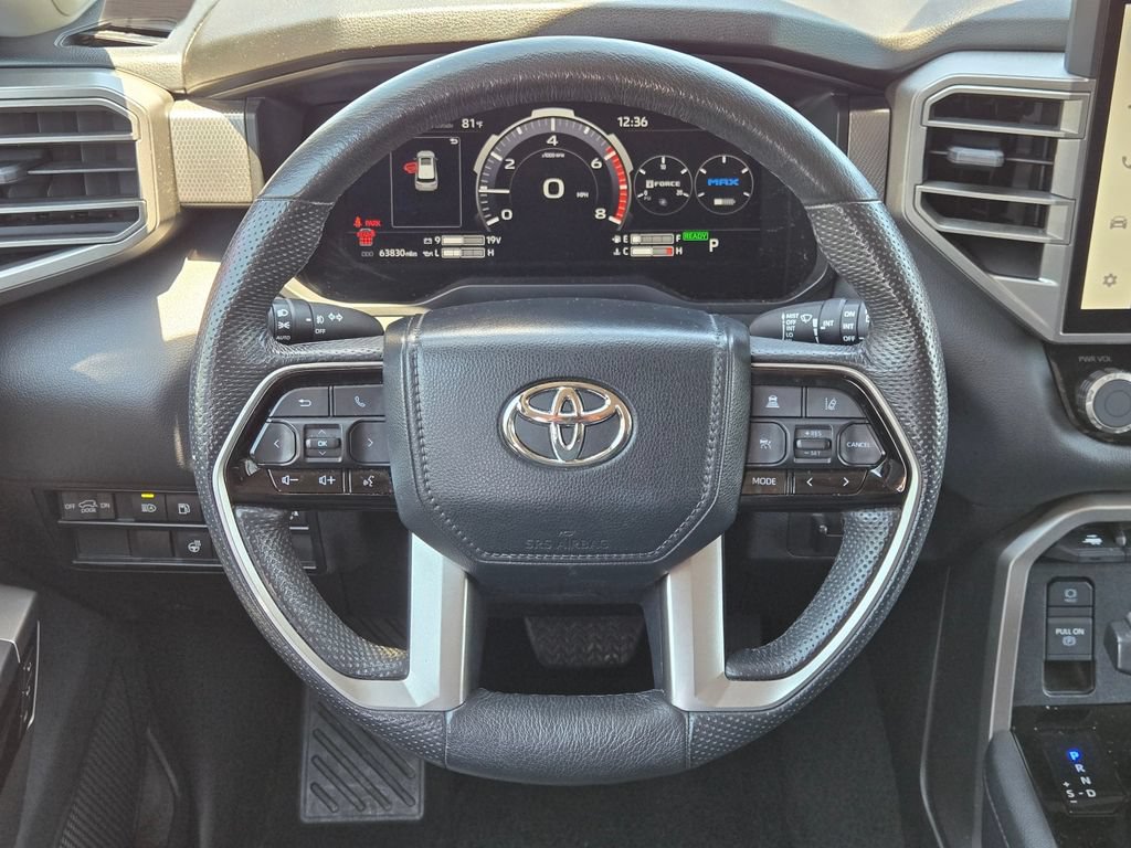 Used 2024 Toyota Sequoia Limited w/ Tow Technology Package AWD/4WD image 18