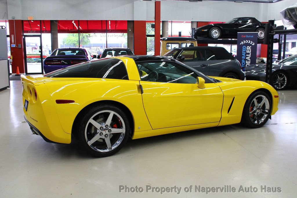 Used 2007 Chevrolet Corvette Coupe w/ Preferred Equipment Group RWD image 9