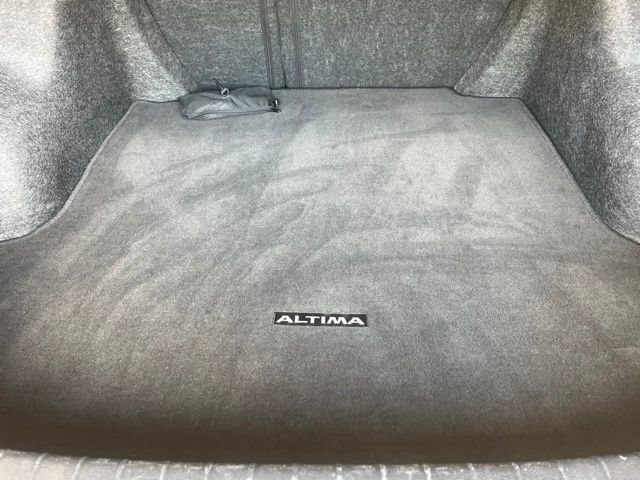 Used 2024 Nissan Altima 2.5 SV FWD image 19