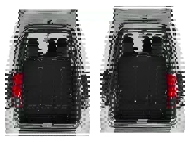 Used 2020 Dodge Grand Caravan SXT image 12