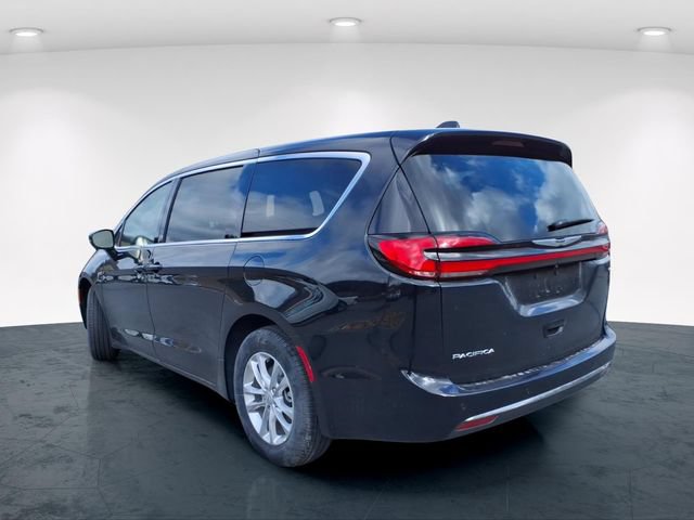 New 2026 Chrysler Pacifica Select FWD image 7