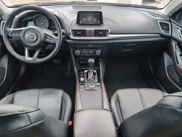 Used 2018 MAZDA MAZDA3 Touring image 10