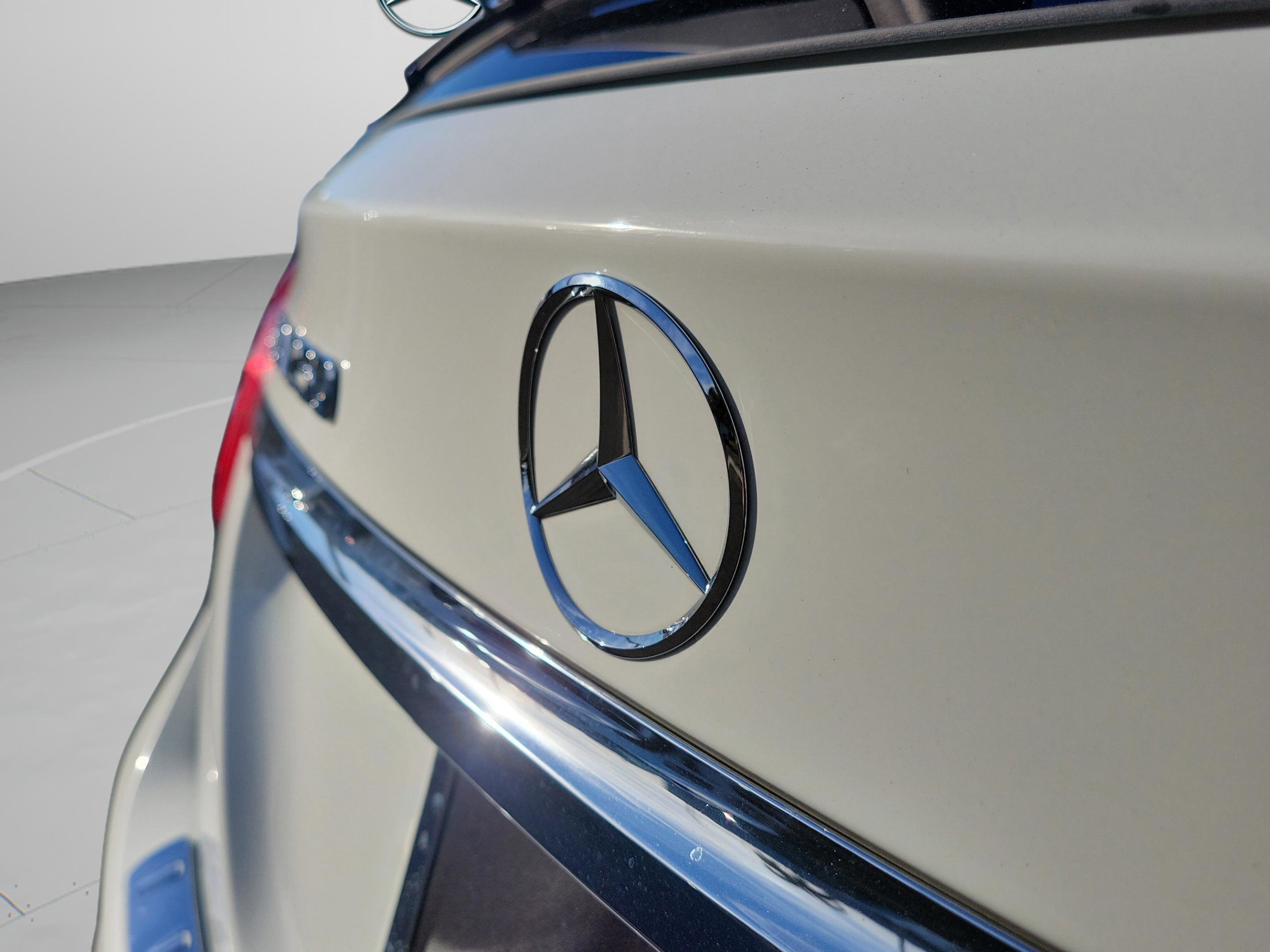 Certified 2018 Mercedes-Benz GLA 250 image 32