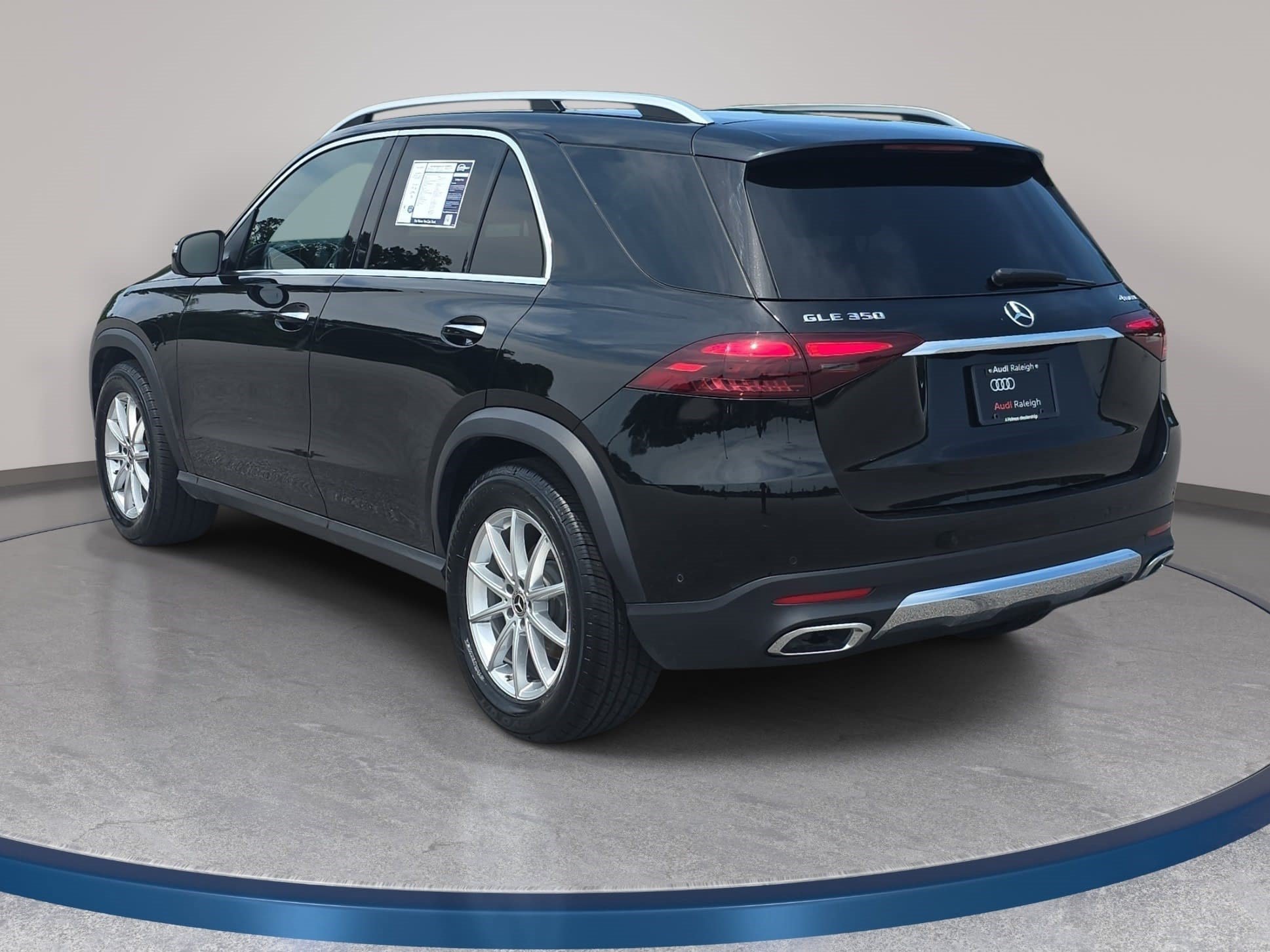 Used 2025 Mercedes-Benz GLE 350 4MATIC image 7