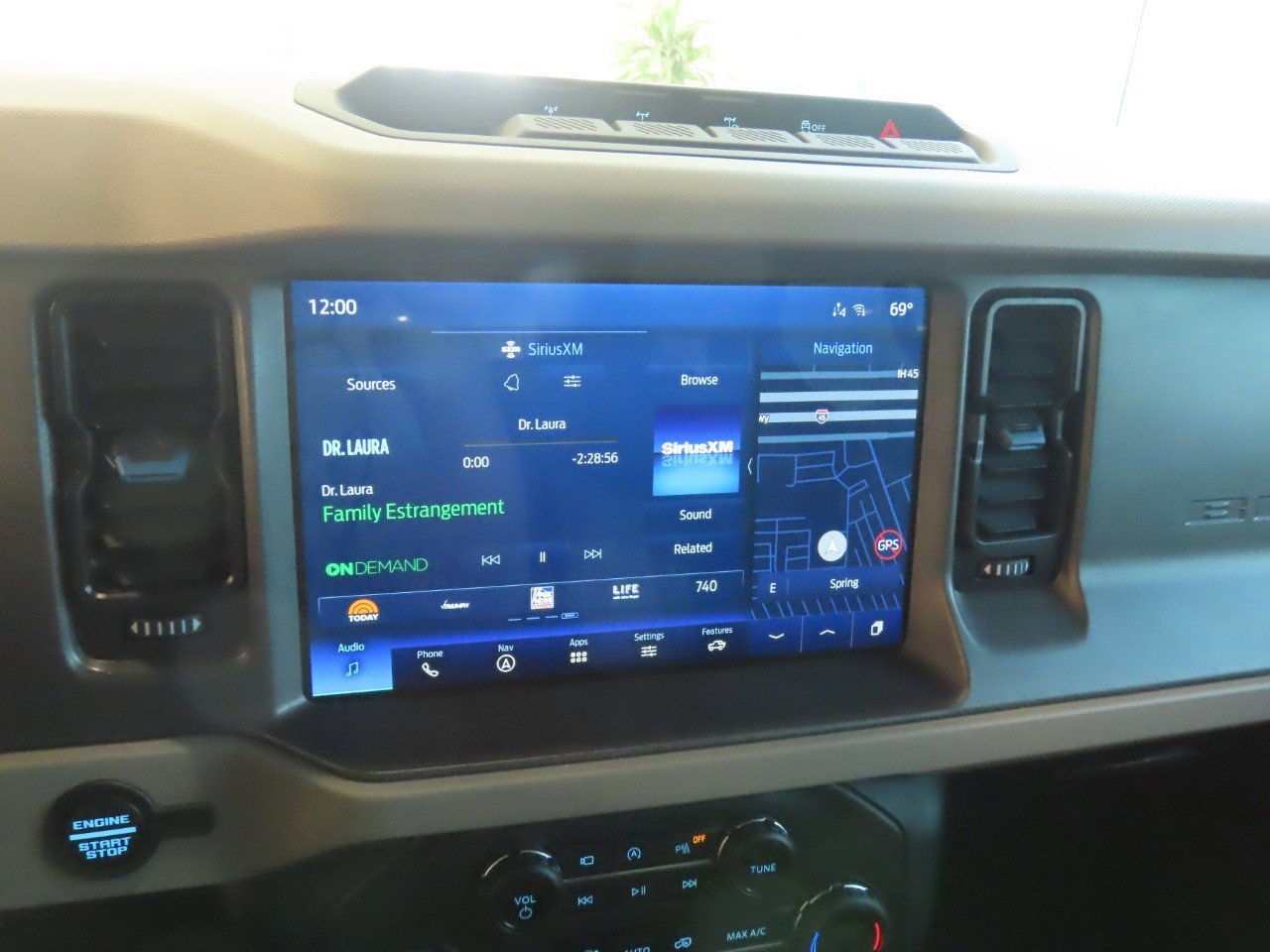 Used 2024 Ford Bronco Wildtrak AWD/4WD image 25