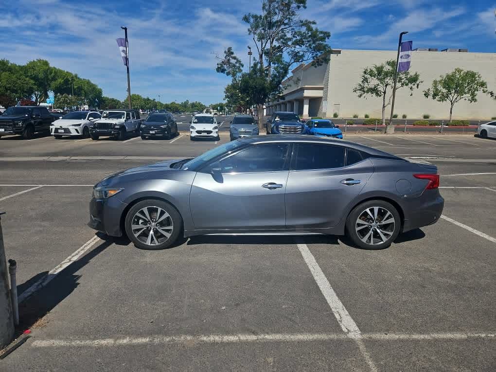 Used 2016 Nissan Maxima 3.5 SL FWD image 4