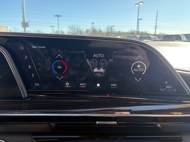 Used 2021 Cadillac Escalade ESV Premium Luxury w/ Performance Package image 18