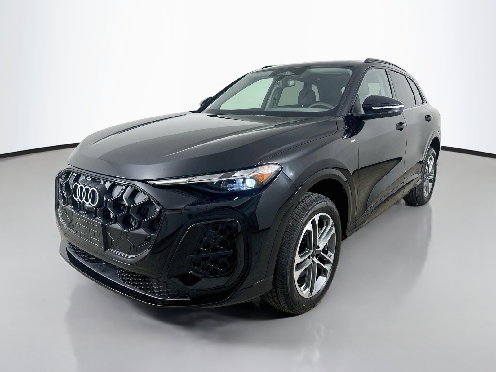 New 2026 Audi Q5 2.0T