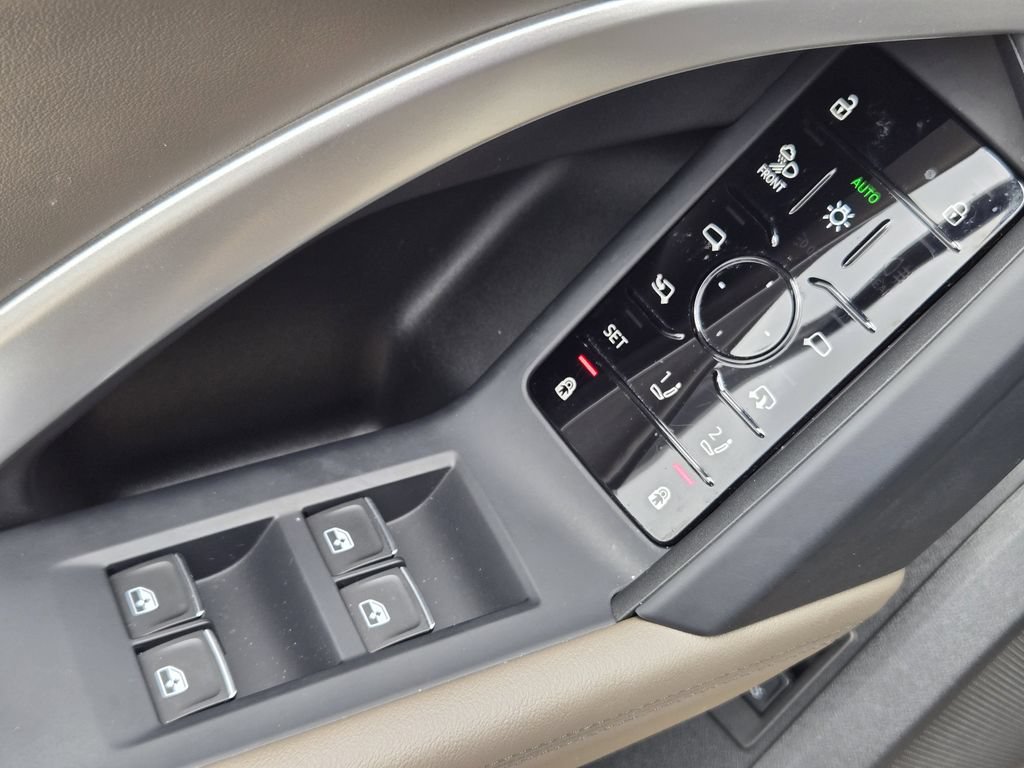 Certified 2025 Audi Q5 Premium Plus AWD/4WD image 30