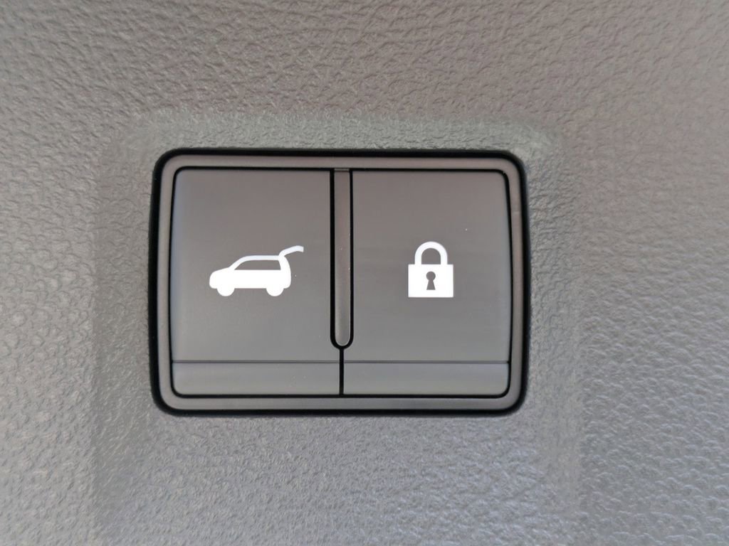 Certified 2025 INFINITI QX60 Luxe w/ Cargo Package image 14