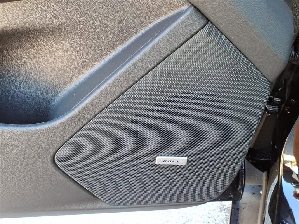 New 2025 Cadillac XT5 Premium Luxury w/ LPO, Floor Liner Package image 14