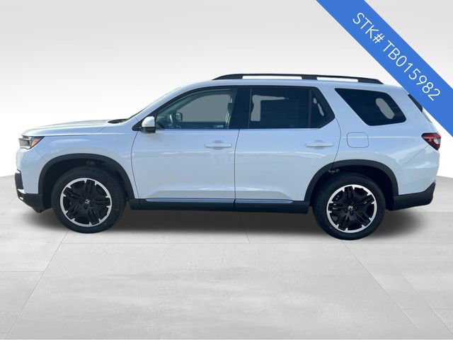 New 2026 Honda Pilot Touring image 4