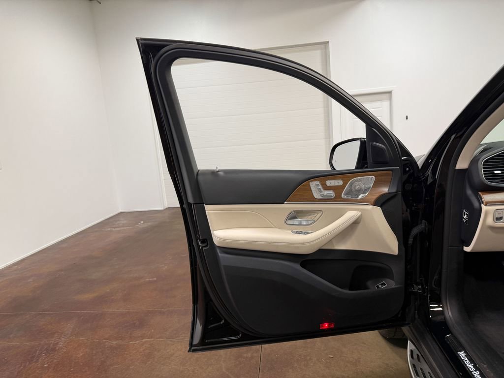 Used 2023 Mercedes-Benz GLE 350 4MATIC w/ 3rd Row Seat Package image 57