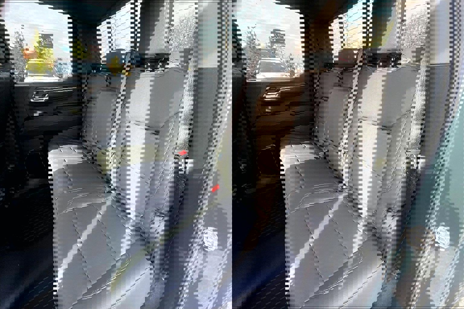 Used 2025 Chevrolet Silverado 1500 LT w/ Leather Package image 22