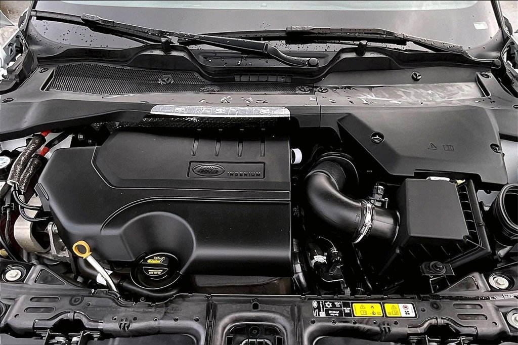 Used 2025 Land Rover Range Rover Evoque Dynamic SE image 30