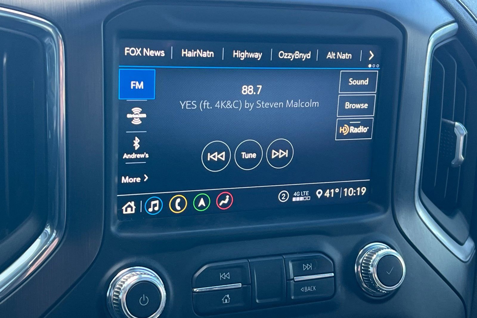 Used 2020 GMC Sierra 2500 AT4 w/ AT4 Premium Package image 17