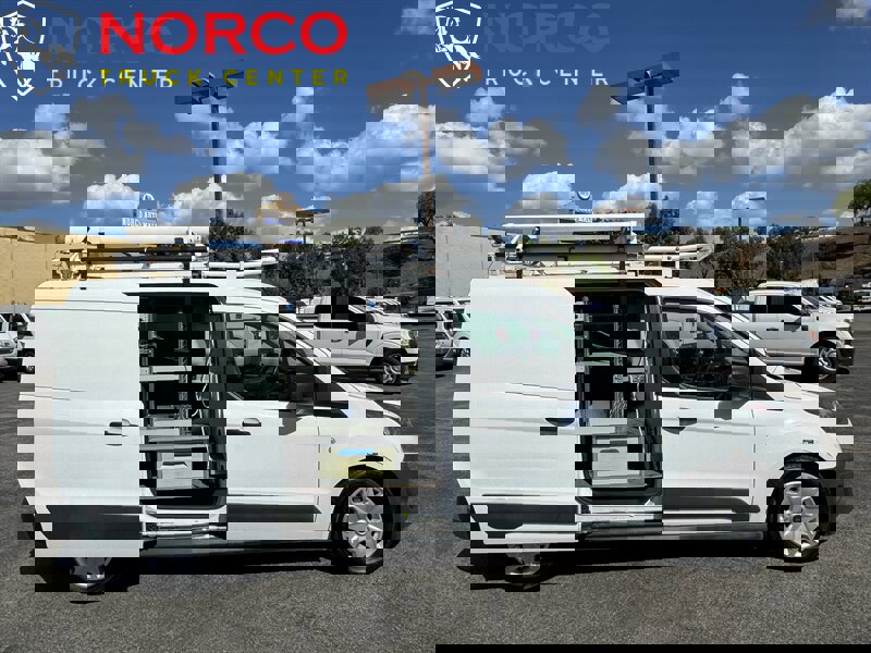 Used 2016 Ford Transit Connect XL image 2