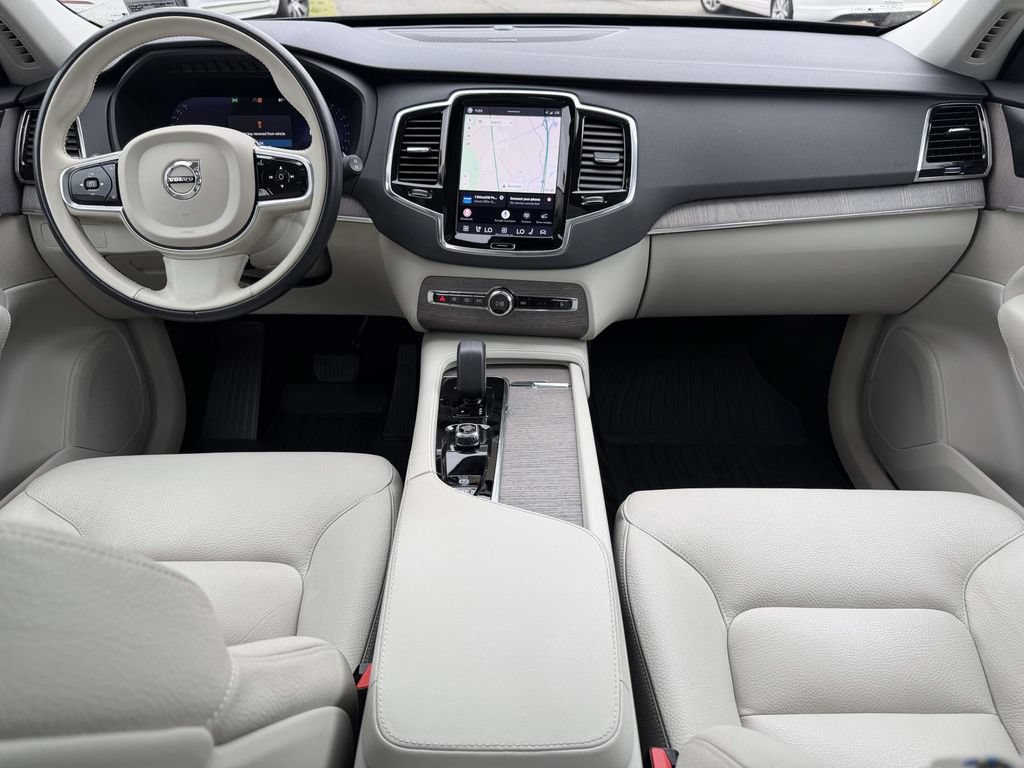 Used 2023 Volvo XC90 B6 Plus w/ Protection Package Premier AWD/4WD image 2
