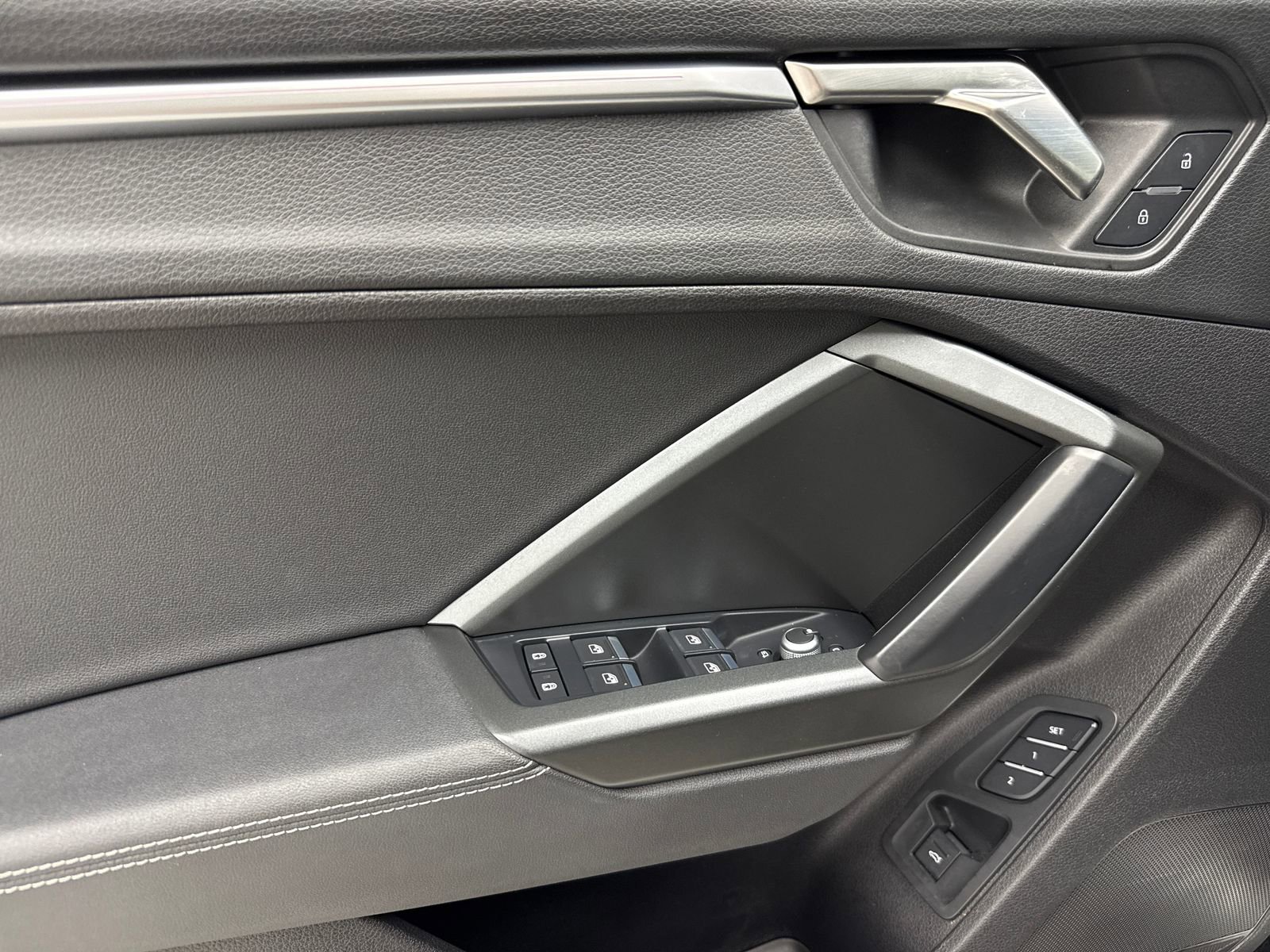 Used 2022 Audi Q3 2.0T Premium Plus AWD/4WD image 34