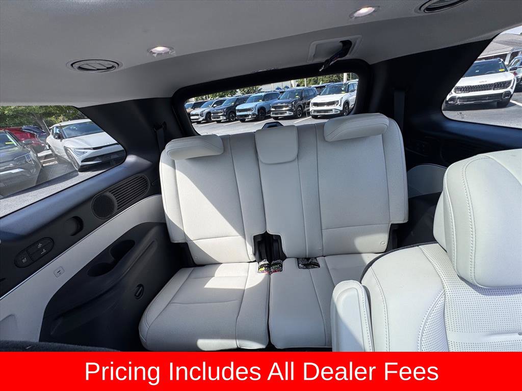 Used 2026 Hyundai Palisade Calligraphy FWD image 13