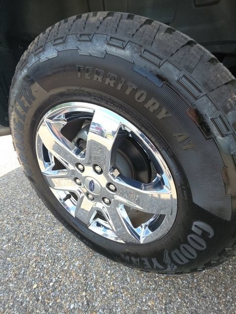 Certified 2025 Ford Ranger XLT w/ Chrome Accent Package RWD image 14