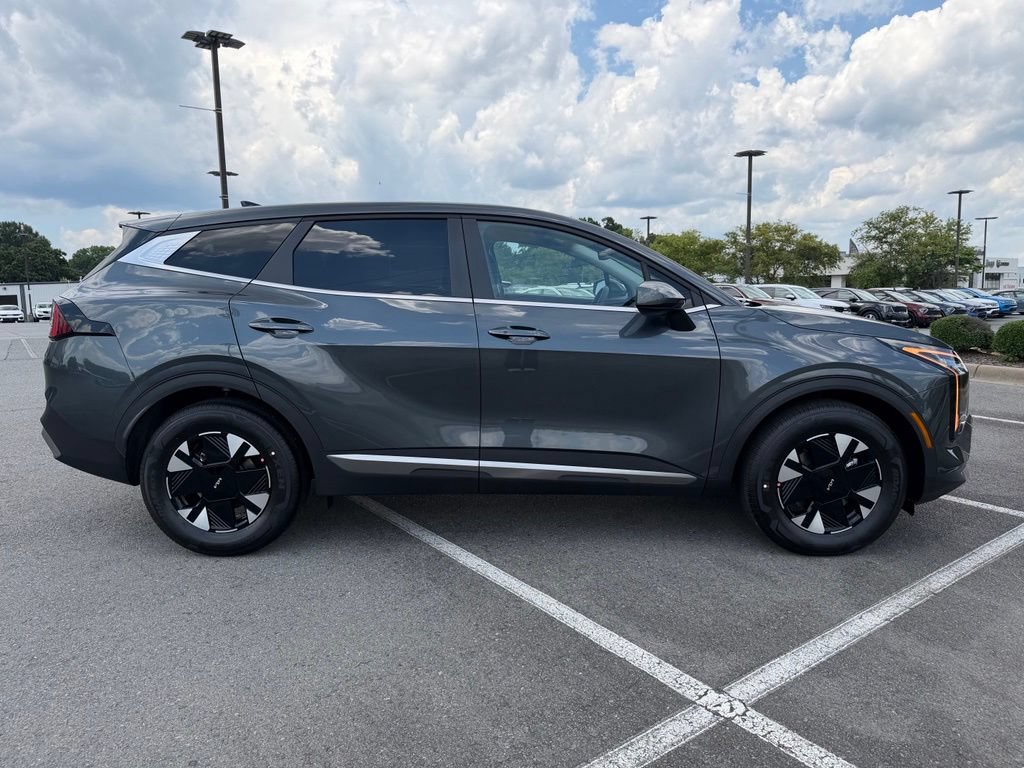 New 2026 Kia Sportage LX w/ LX Convenience Package FWD image 8