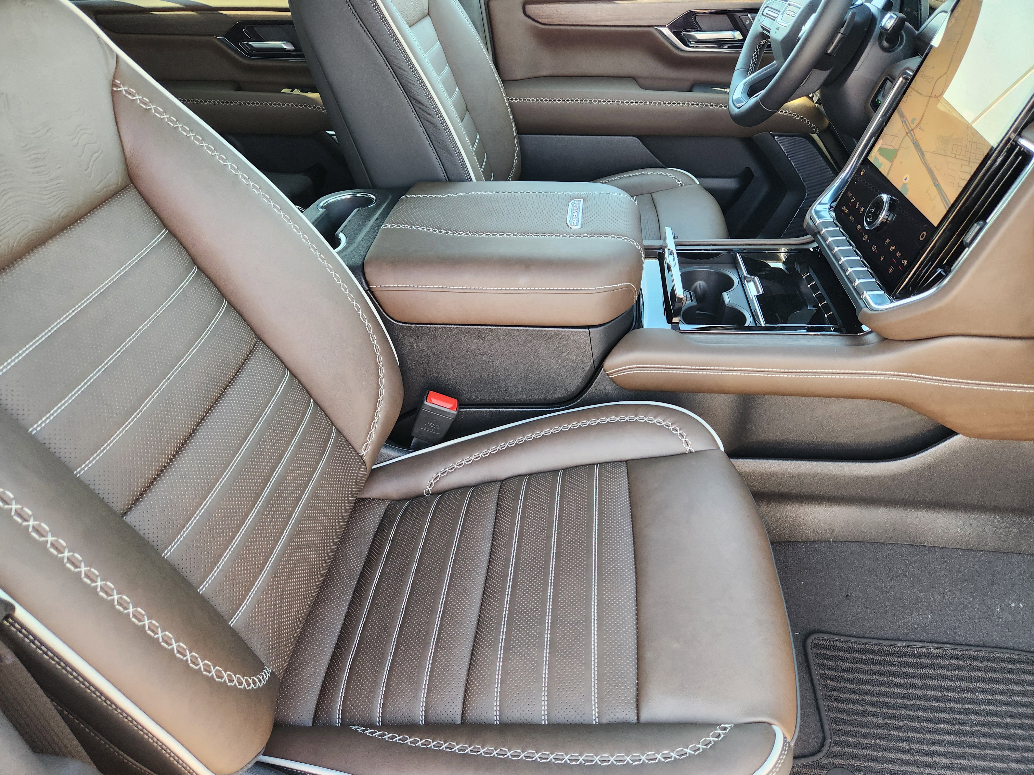 New 2026 GMC Yukon XL Denali Ultimate image 10