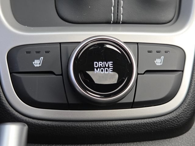 New 2026 Hyundai Venue SEL FWD image 32