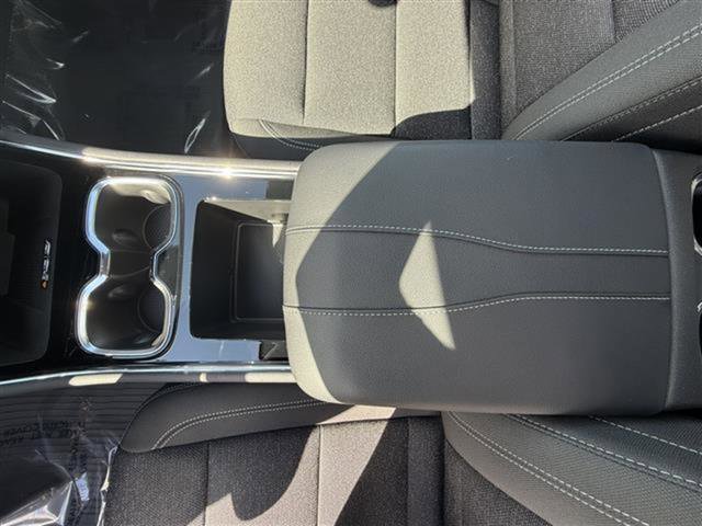 New 2026 Chevrolet Traverse LT w/ Sun and Wheel Package image 24