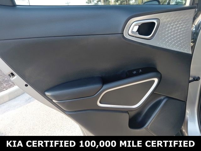 Certified 2025 Kia Soul LX image 19